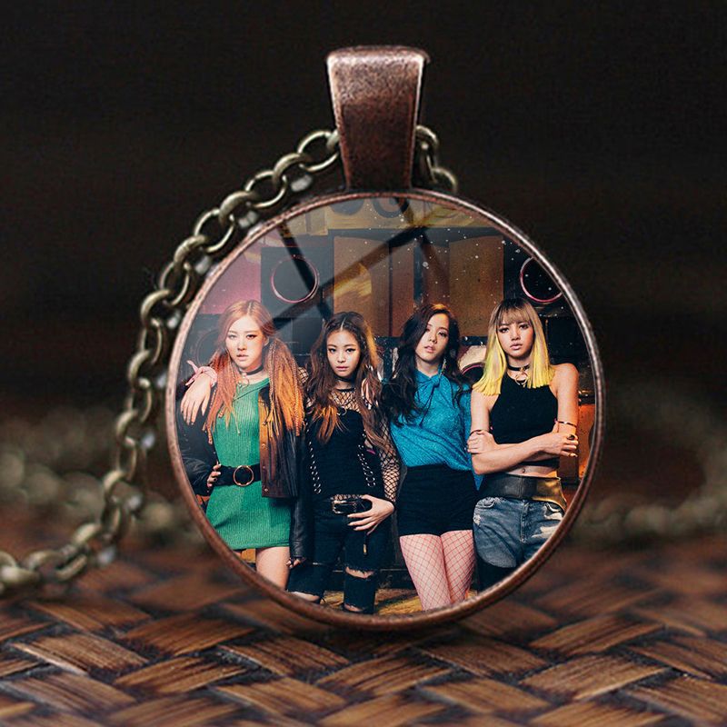 Acrylic Blackpink Time Gem Necklace (Minimo de Compra 2)  MIC-DiN009