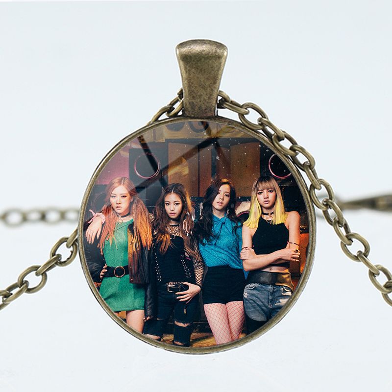 Acrylic Blackpink Time Gem Necklace (Minimo de Compra 2)  MIC-DiN009