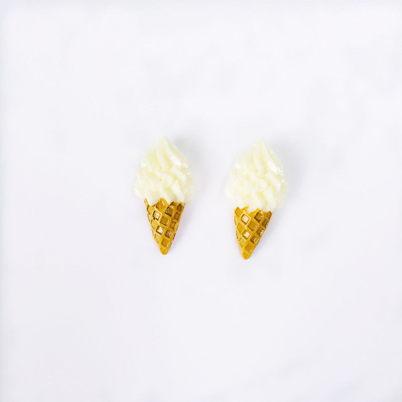 Resin cone ice cream ear clip (Minimo de Compra 2) MIC-ChouT019