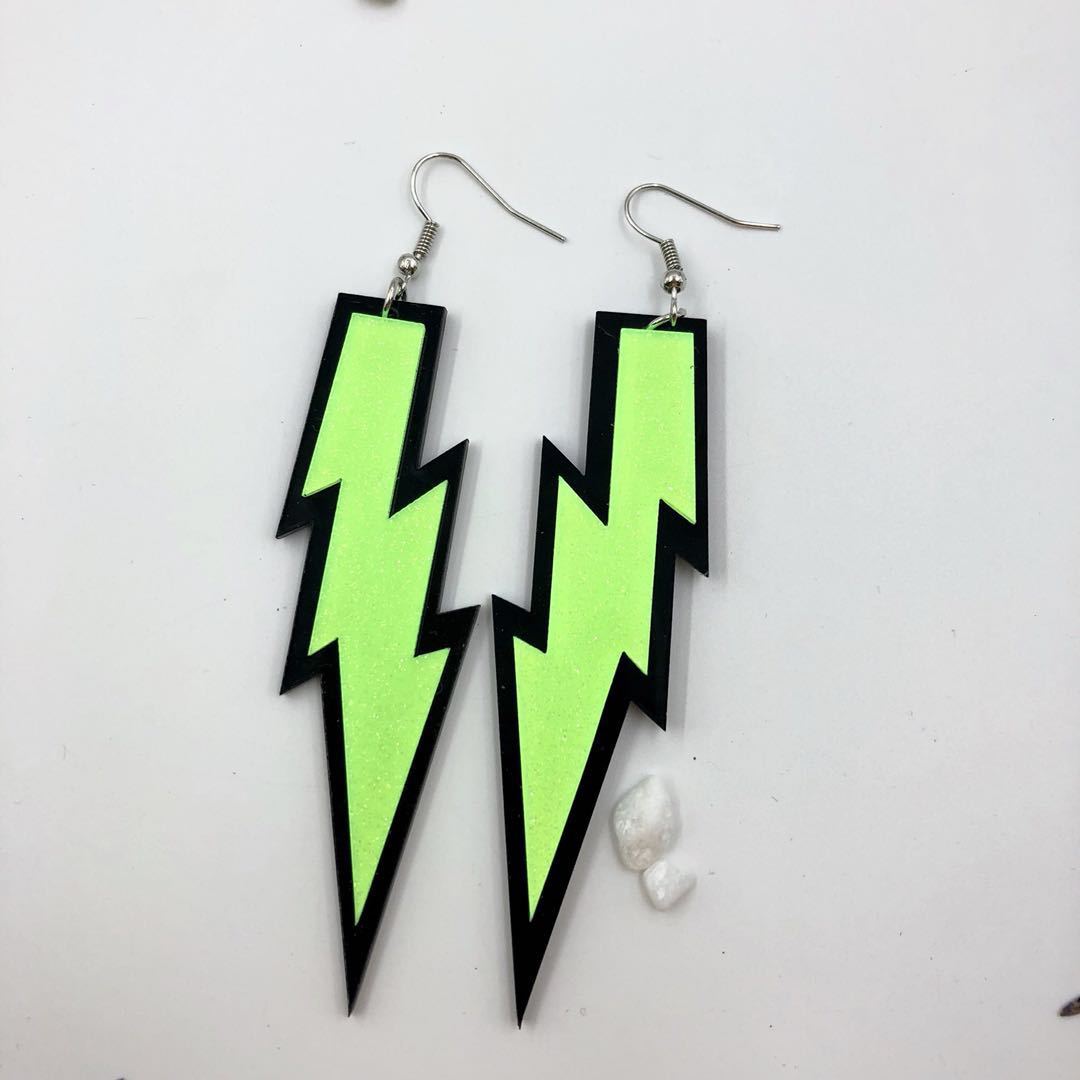 Acrylic trendy lightning earrings (Minimo de Compra 2) MIC-QingM021