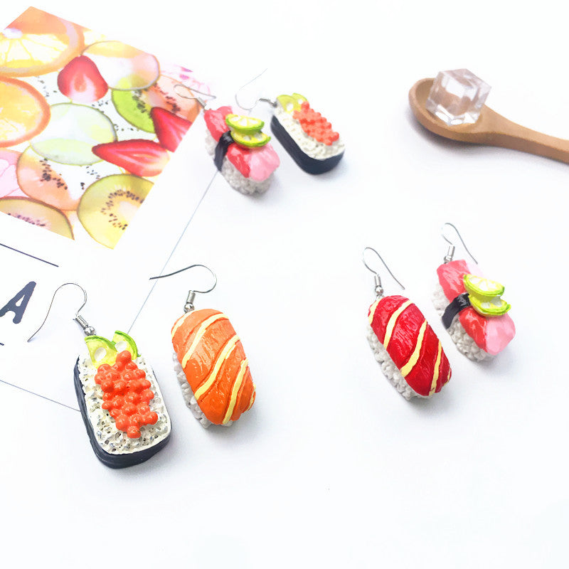 Resin asymmetric sushi ear clip (Minimo de Compra 2) MIC-ChouT012