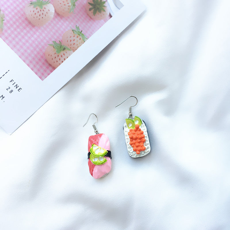 Resin asymmetric sushi ear clip (Minimo de Compra 2) MIC-ChouT012