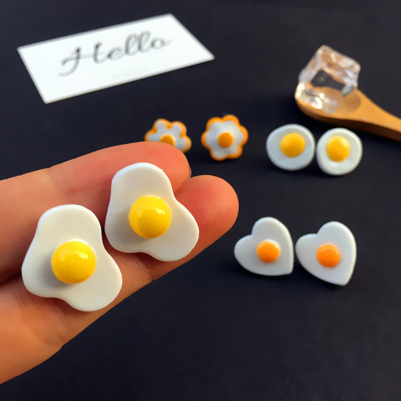 Resin cartoon fried egg ear clip (Minimo de Compra 2) MIC-ChouT021