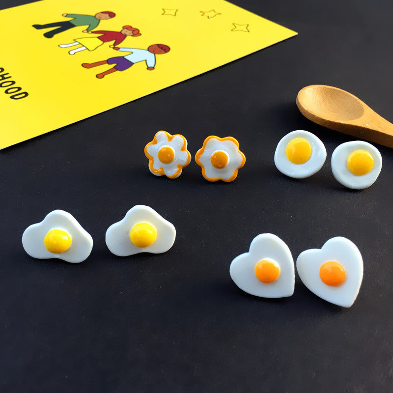 Resin cartoon fried egg ear clip (Minimo de Compra 2) MIC-ChouT021