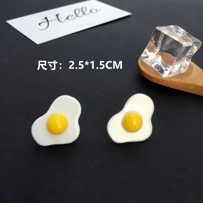 Resin cartoon fried egg ear clip (Minimo de Compra 2) MIC-ChouT021