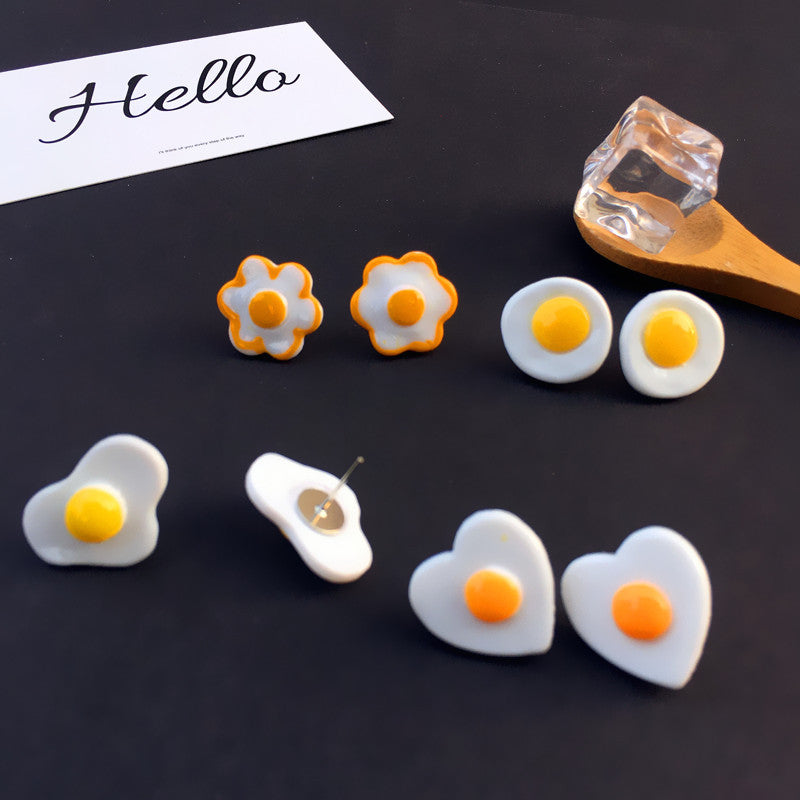 Resin cartoon fried egg ear clip (Minimo de Compra 2) MIC-ChouT021