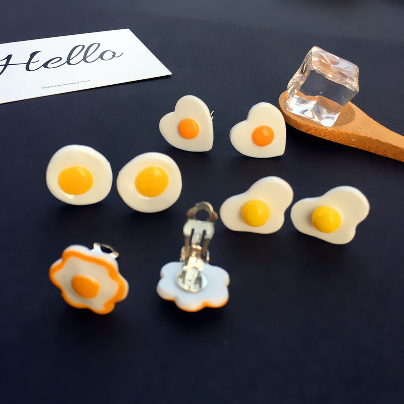 Resin cartoon fried egg ear clip (Minimo de Compra 2) MIC-ChouT021