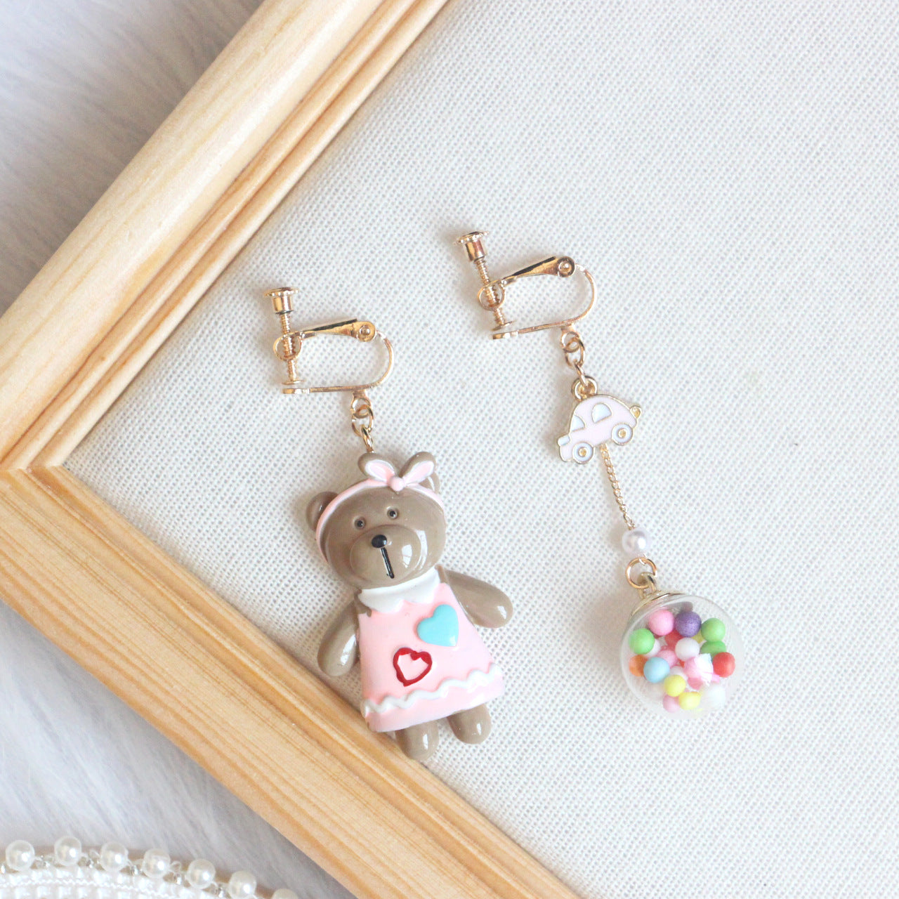 Alloy Bear Rainbow Glass Ball Earrings MIC-FanQ006