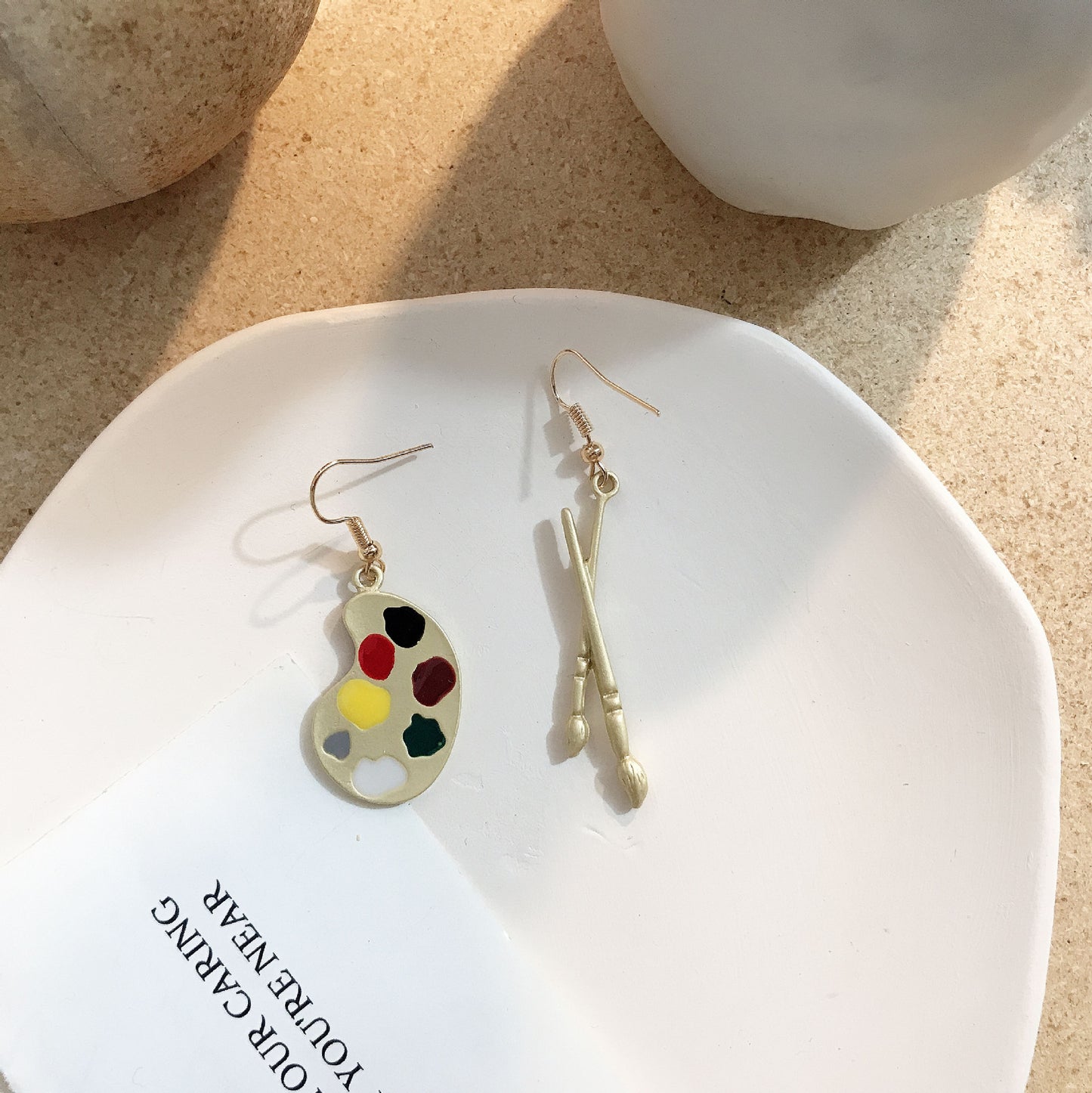 Alloy cartoon color palette brush earrings MYA-JiX030