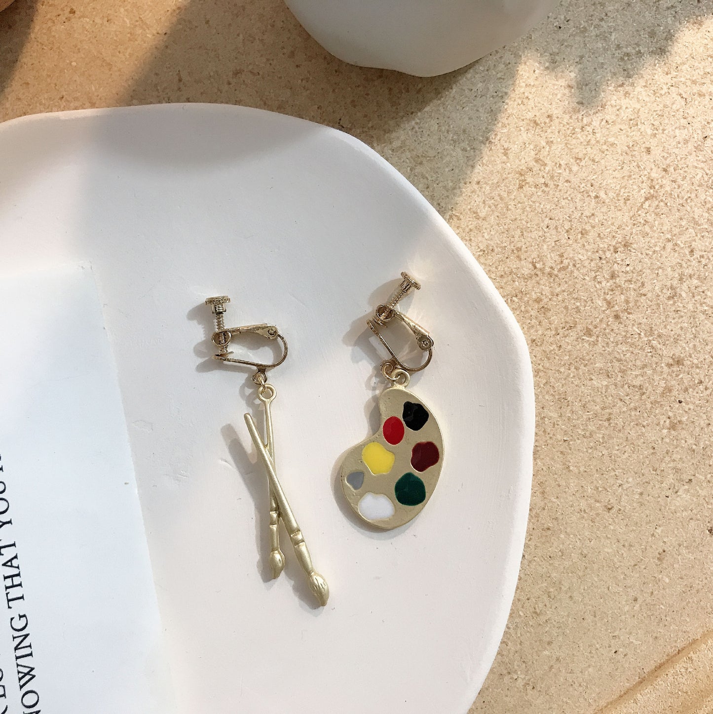 Alloy cartoon color palette brush earrings MYA-JiX030