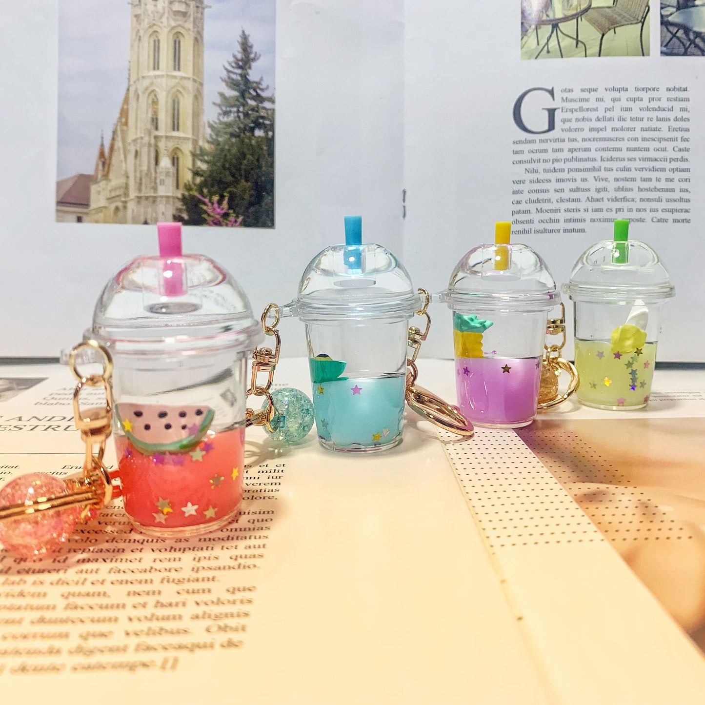 Keychain Acrylic Fruit Floating Quicksand Bottle MOQ≥2 DMF028