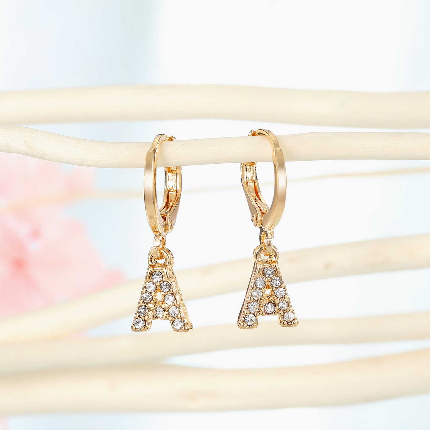 Alloy English Letter Earrings (Minimo de Compra 5) MIC-JueJ025