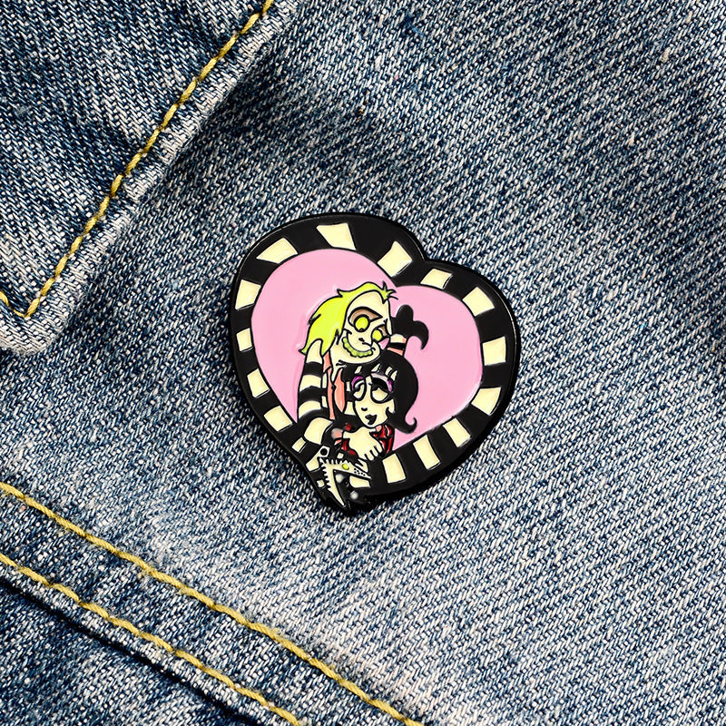 Alloy backpack badge brooch MIC-XuX005