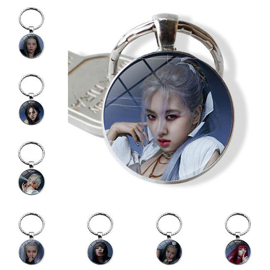 Alloy Blackpink Return Poster Keychain MYA-ShuS009