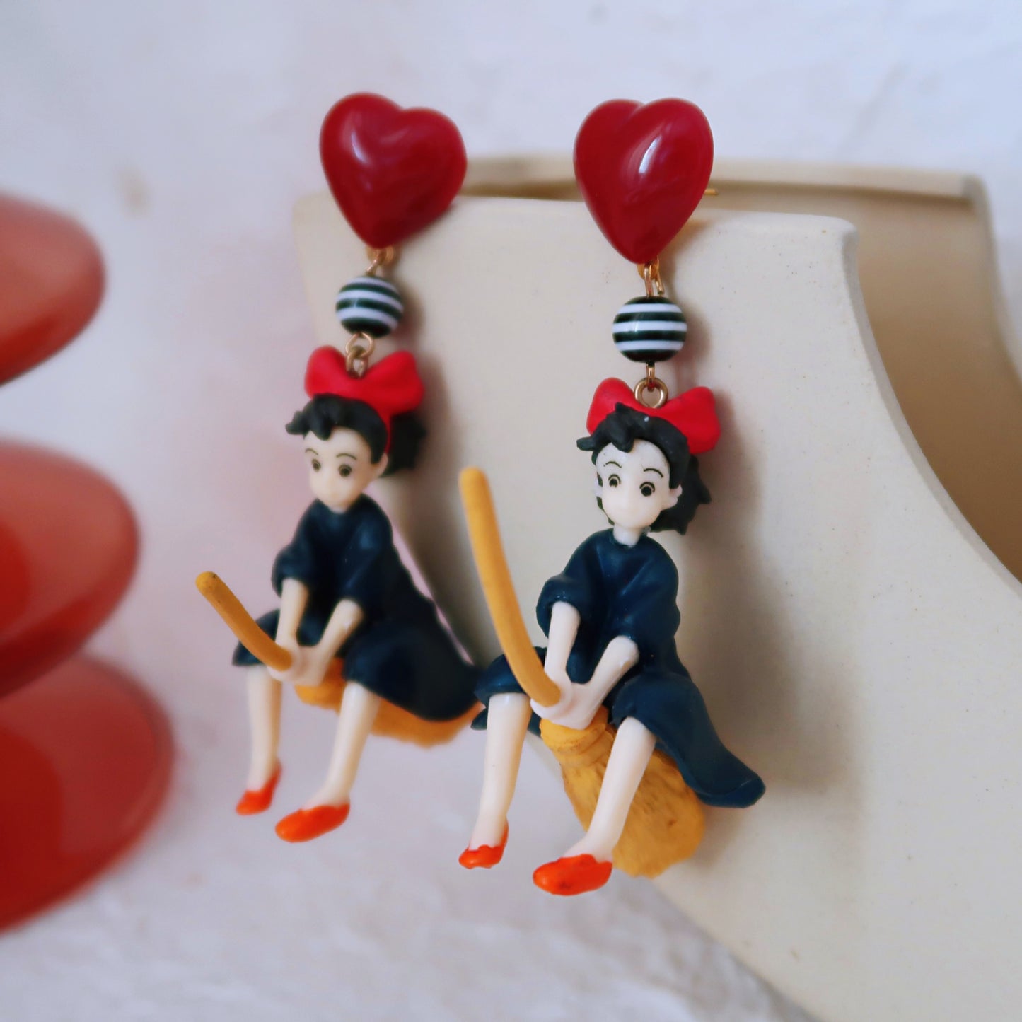 Resin Vintage Cartoon Toy Earrings MIC-XNWE003