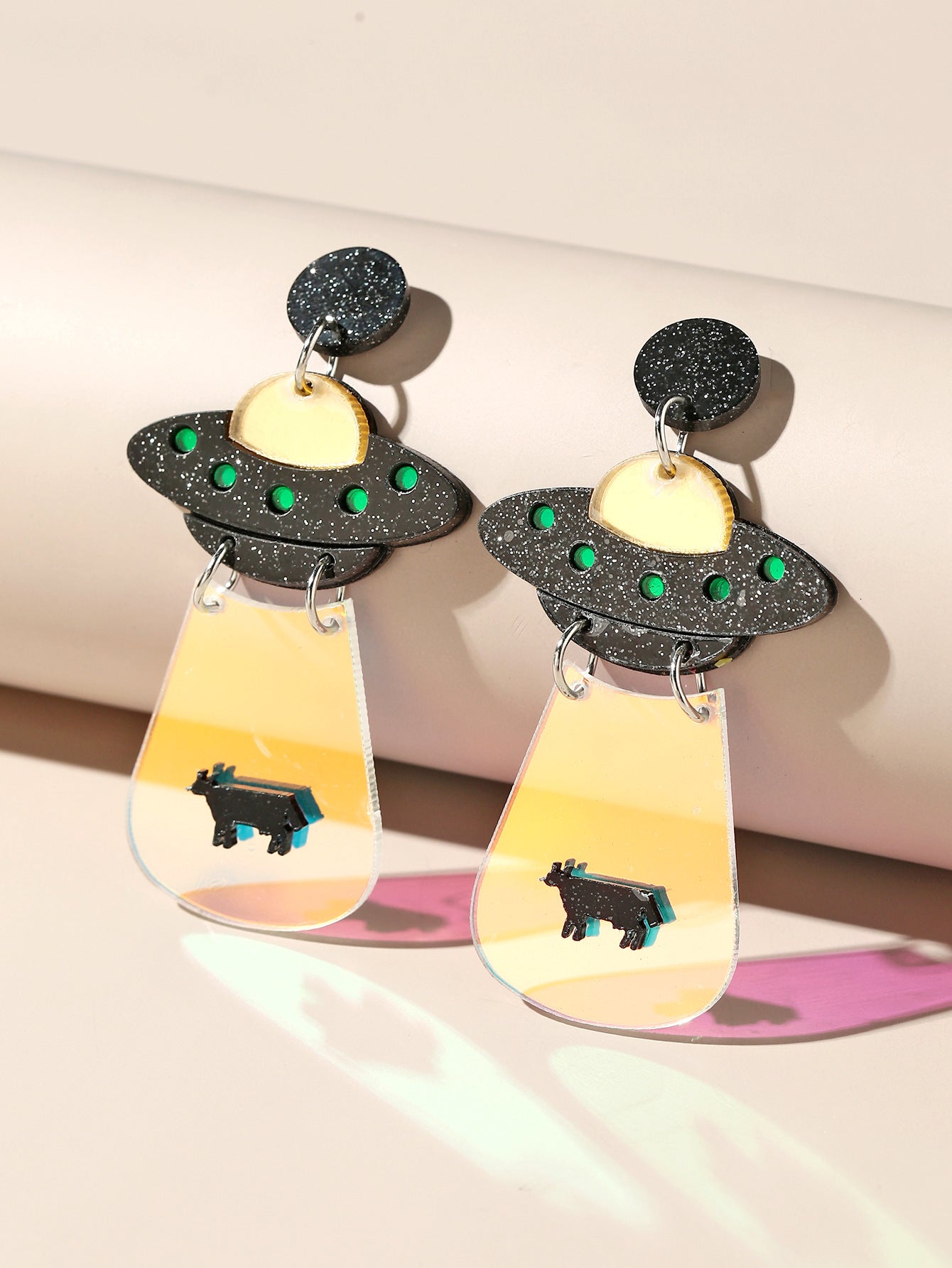 Acrylic spacecraft earrings (Minimo de compra 2) MIC-GanL003