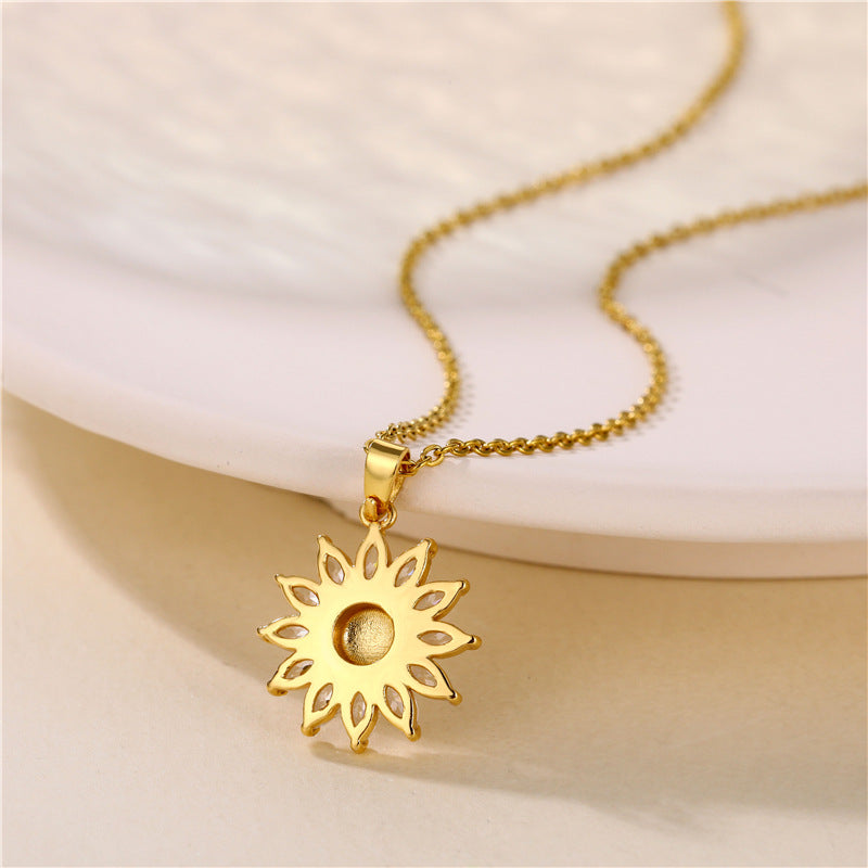 Necklace Stainless Steel Zircon Sunflower Collar Chain QingR001