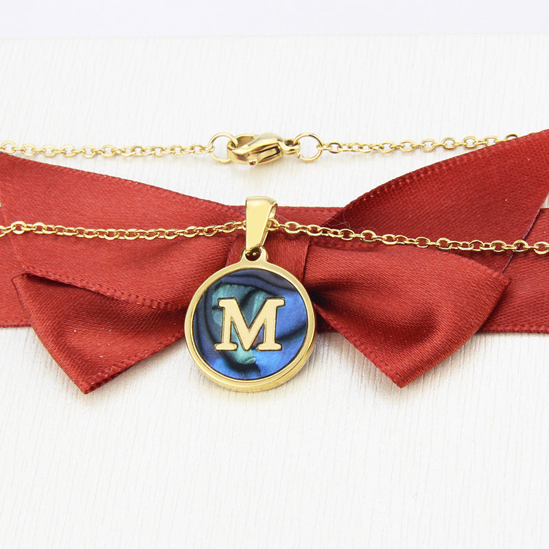 Round shell necklace in gold-plated copper Minimum order quantity ≥ 2 MIC-BaiT005