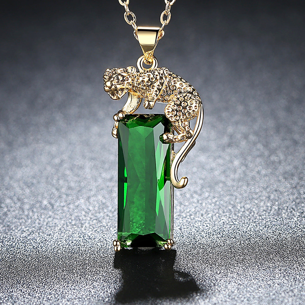 Alloy Emerald Pendant Necklace (Minimo de Compra 2)  MYA-WeiL002