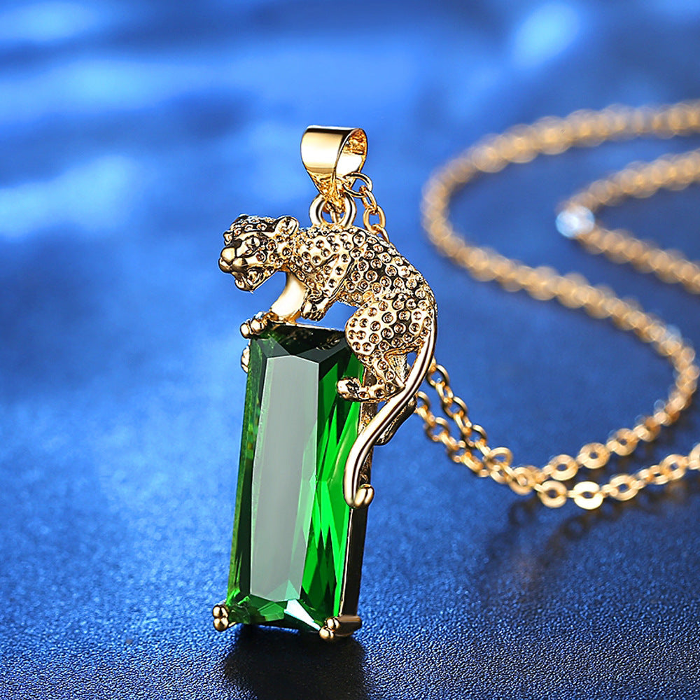 Alloy Emerald Pendant Necklace (Minimo de Compra 2)  MYA-WeiL002