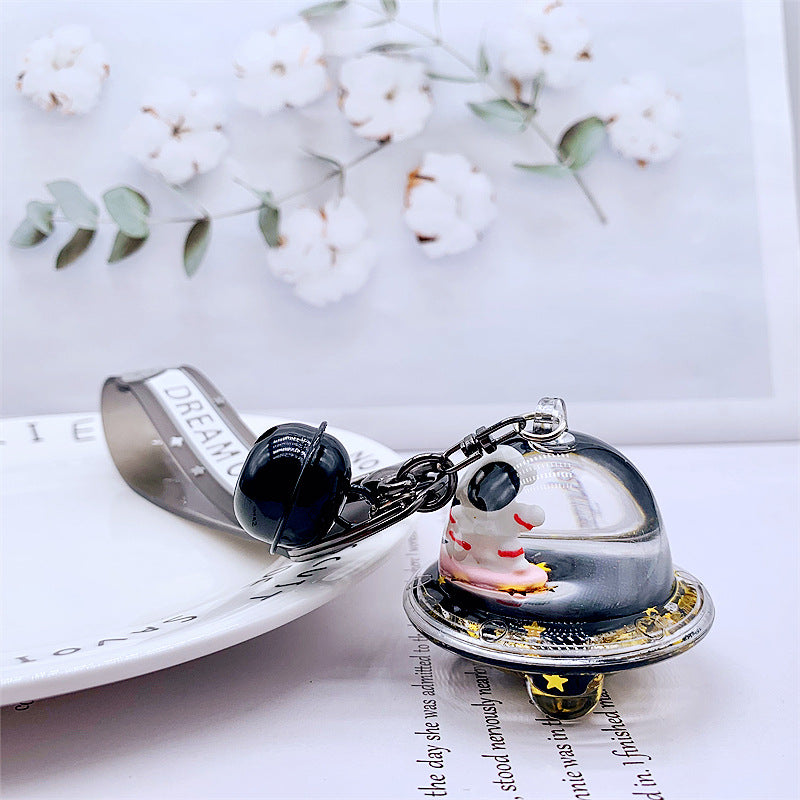 Keychains For Backpacks personality black gold dream astronaut spaceship into oil keychain MOQ≥2 DMF012