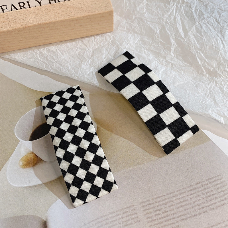 Black and white plaid hairpin Minimum order quantity ≥ 2  MIC-YJL008