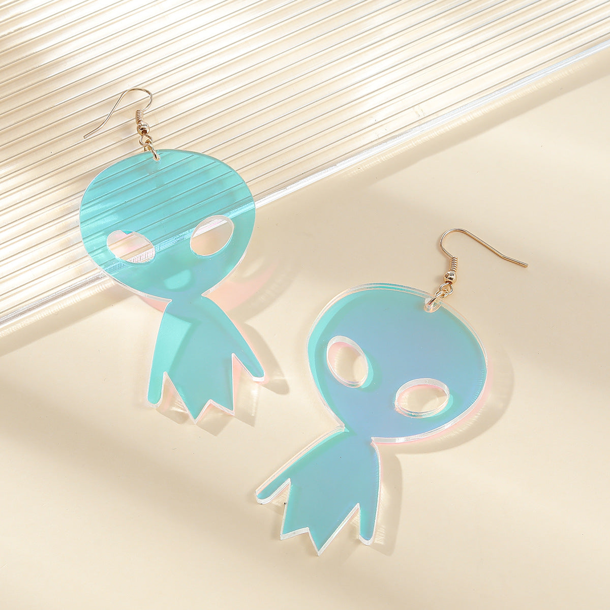 Acrylic alien earrings (Minimo de Compra 5) MIC-DaiW006