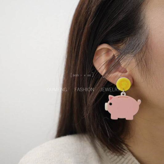 Cartoon Resin Piggy Earrings （Minimo de compra 2）MIC-OuG007