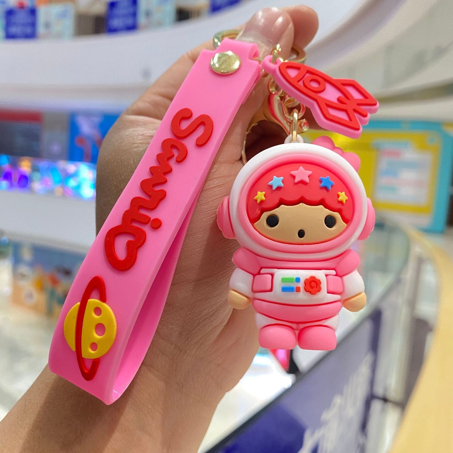 PVC creative space cartoon keychain (Minimo de Compra 2) MIC-PengY021