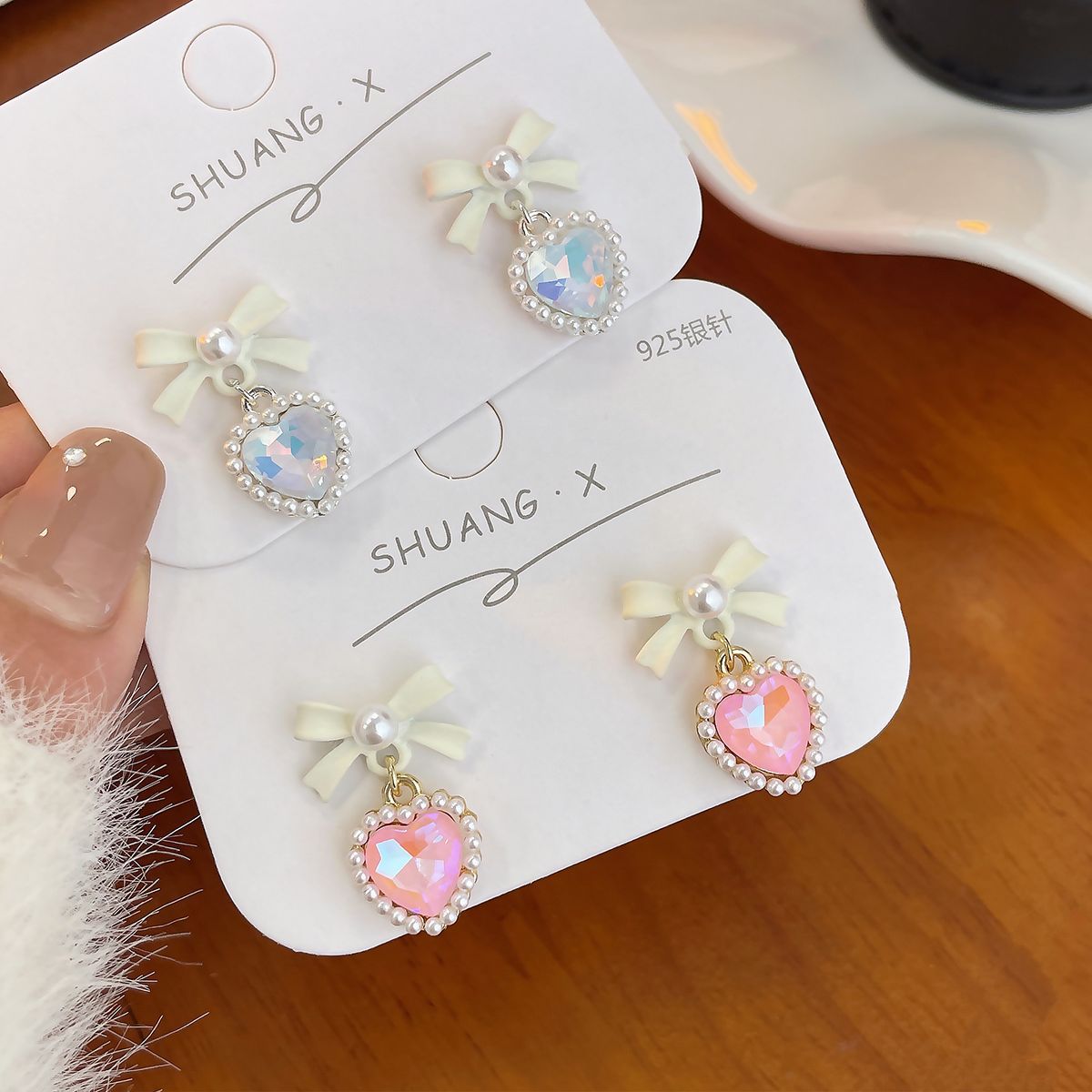 Acrylic Bow Mermaid Concubine Earrings (Minimo de Compra 2) MIC-ShuangX022