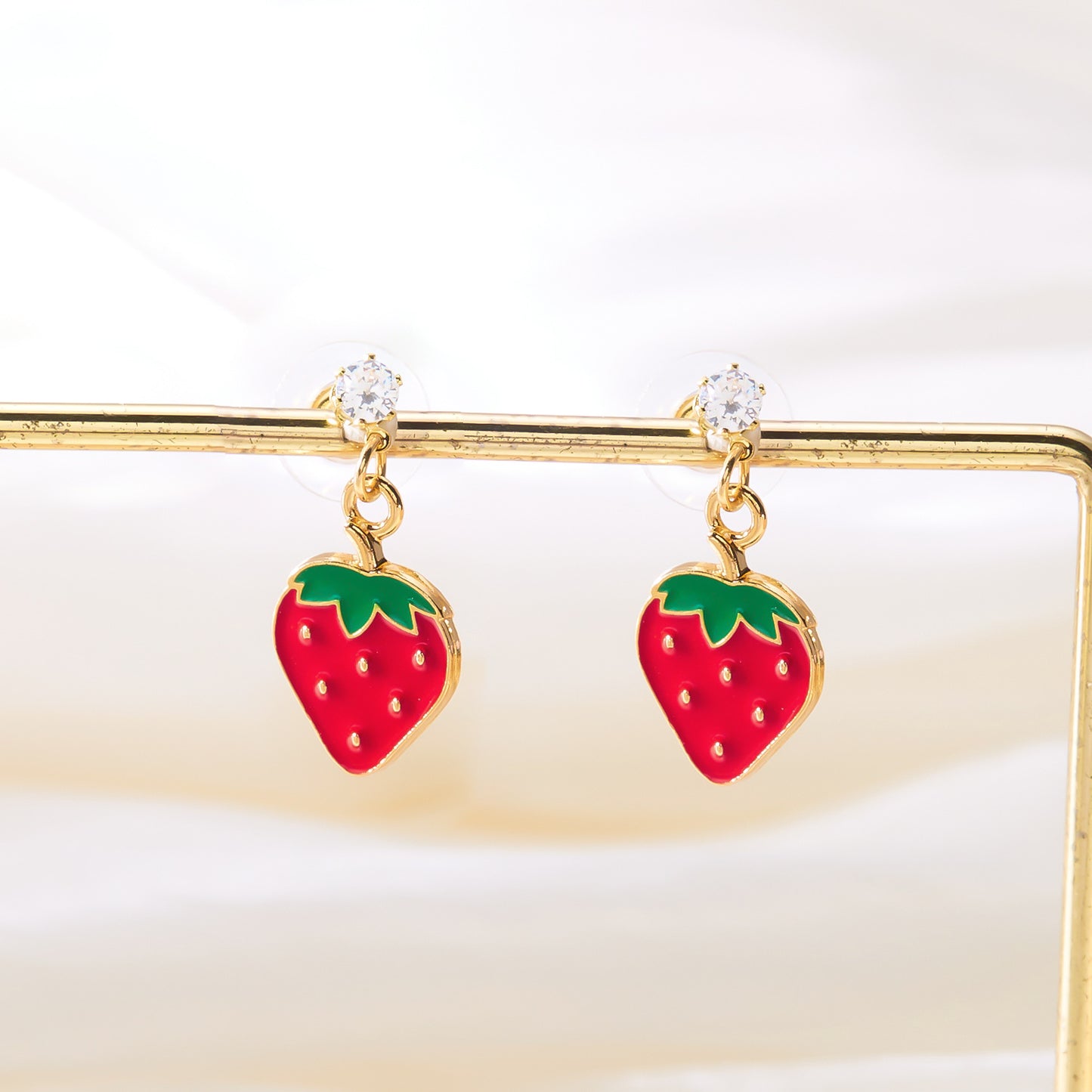 Alloy Fresh Strawberry Earrings MIC-ChuY012