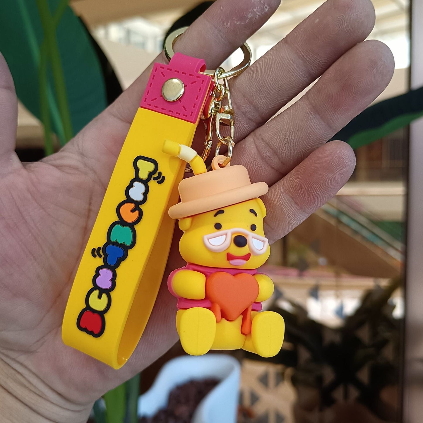 PVC cartoon Winnie Bear keychain (Minimo de Compra 2) MIC-KuangK003