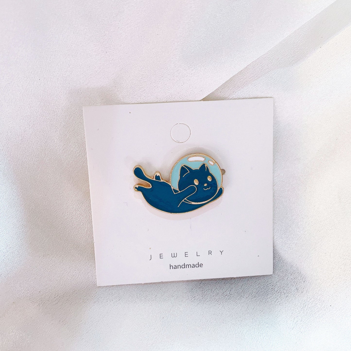 Alloy starry sky cat brooch MIC-KaL021