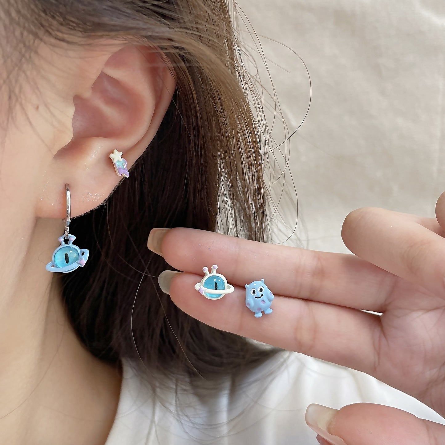 Alloy blue small monster earrings MYA-ShuangX038