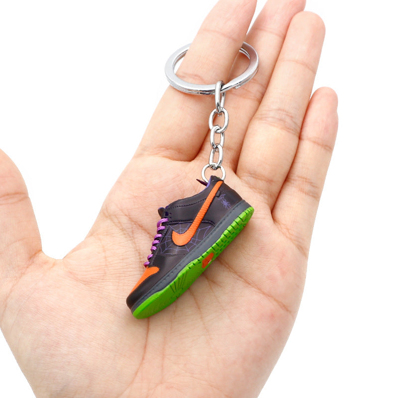 plastic trend skateboard shoes keychain (M) MIC-QLP005