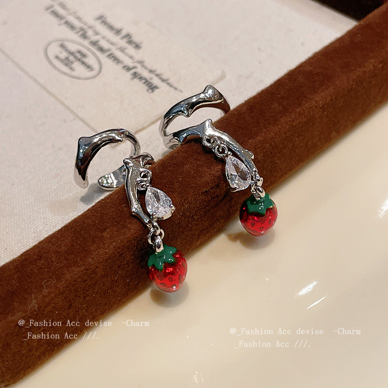 Alloy Strawberry Zircon Fashion Earrings MIC-HuiH006