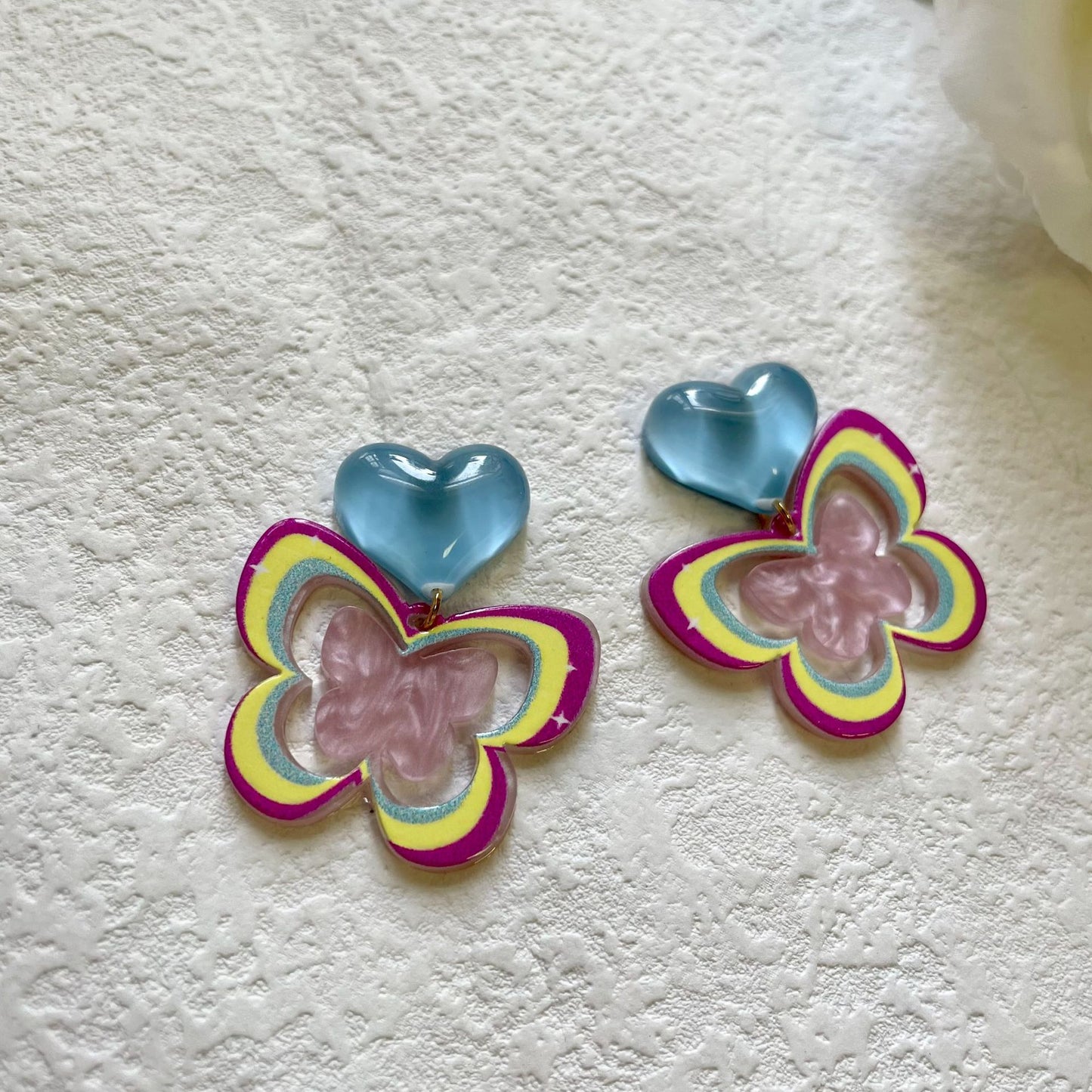 Acrylic Love Butterfly Earrings MIC-MMZ003