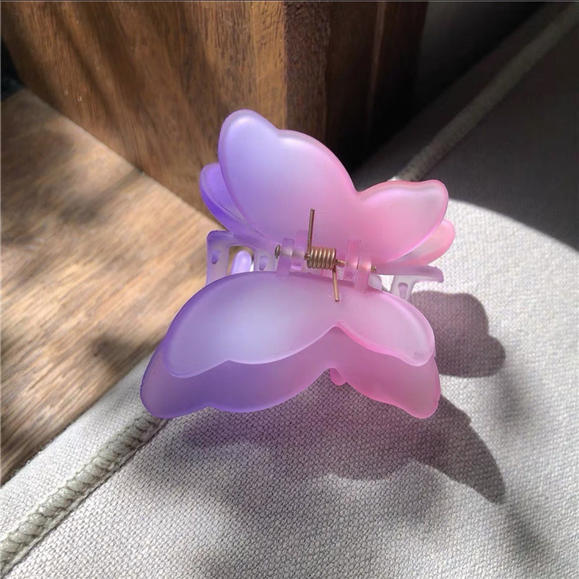 Double color butterfly gripper US-YiJ002