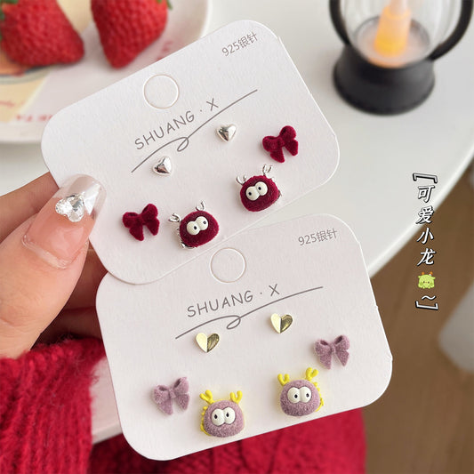 Flocked Little Dragon Earrings (Minimo de Compra 2) MIC-ShuangX018