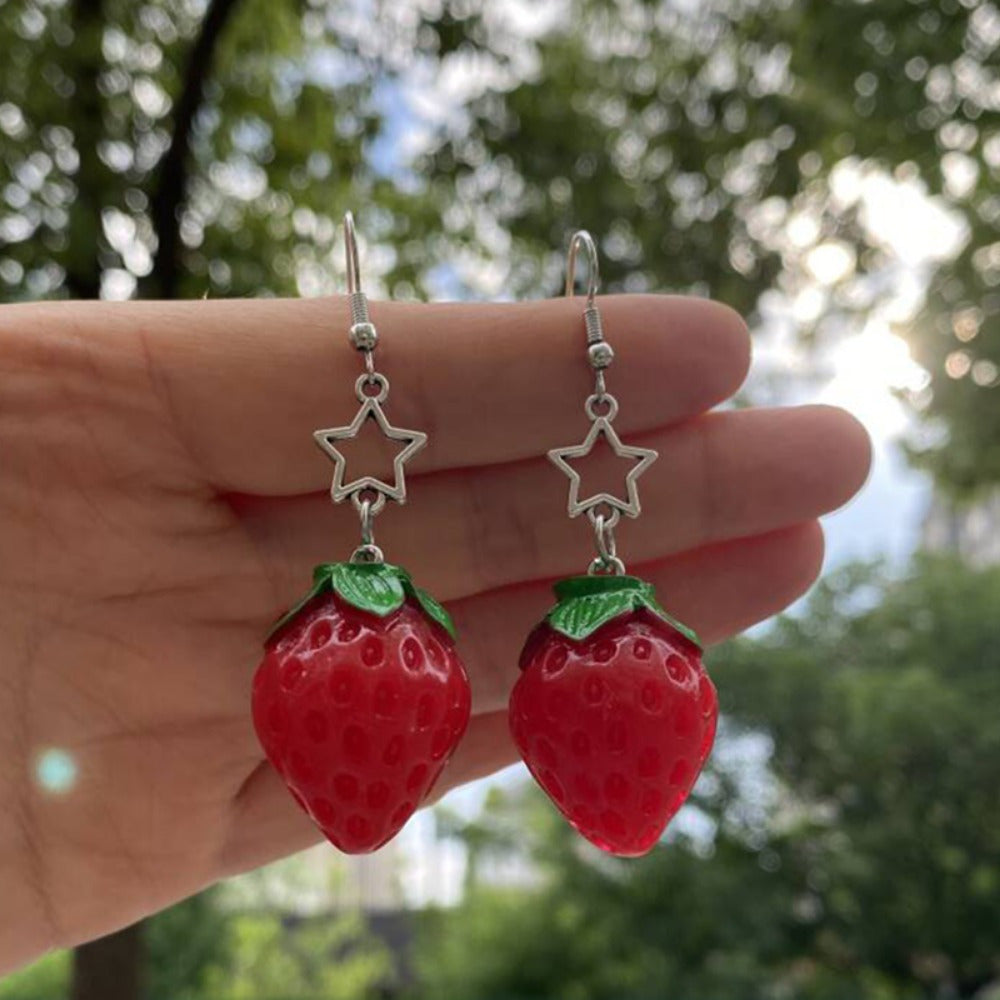 Alloy resin pentagonal strawberry earrings (Minimo de compra 2） MIC-GenL004