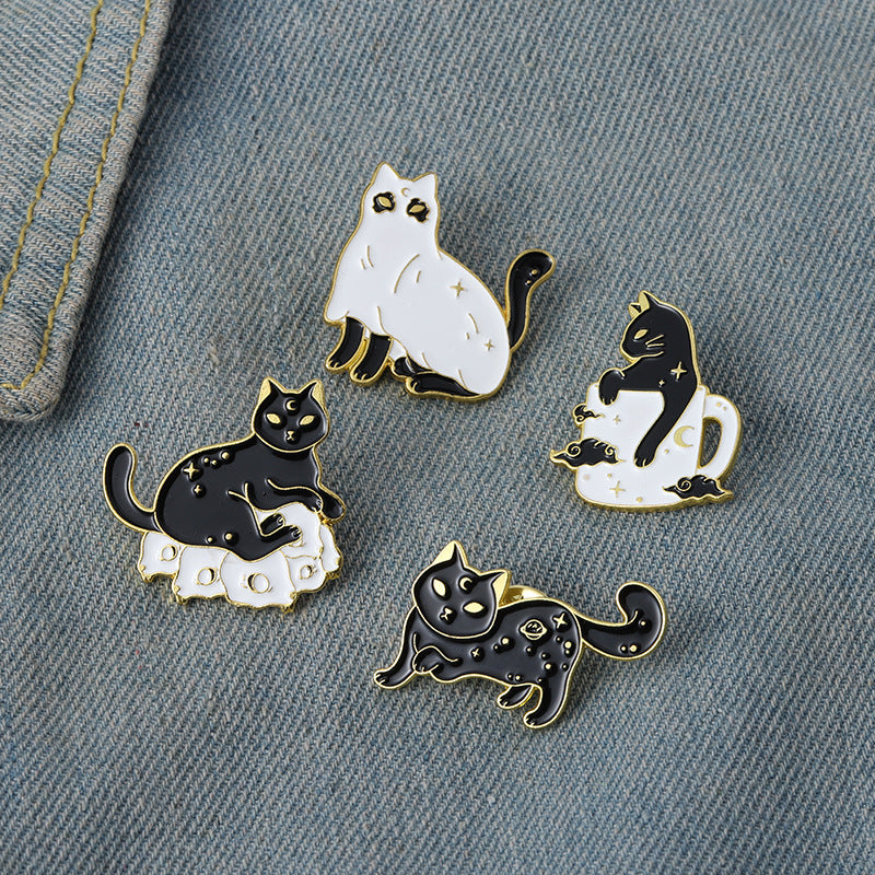 Alloy black and white cat brooch MIC-ZhuoB015