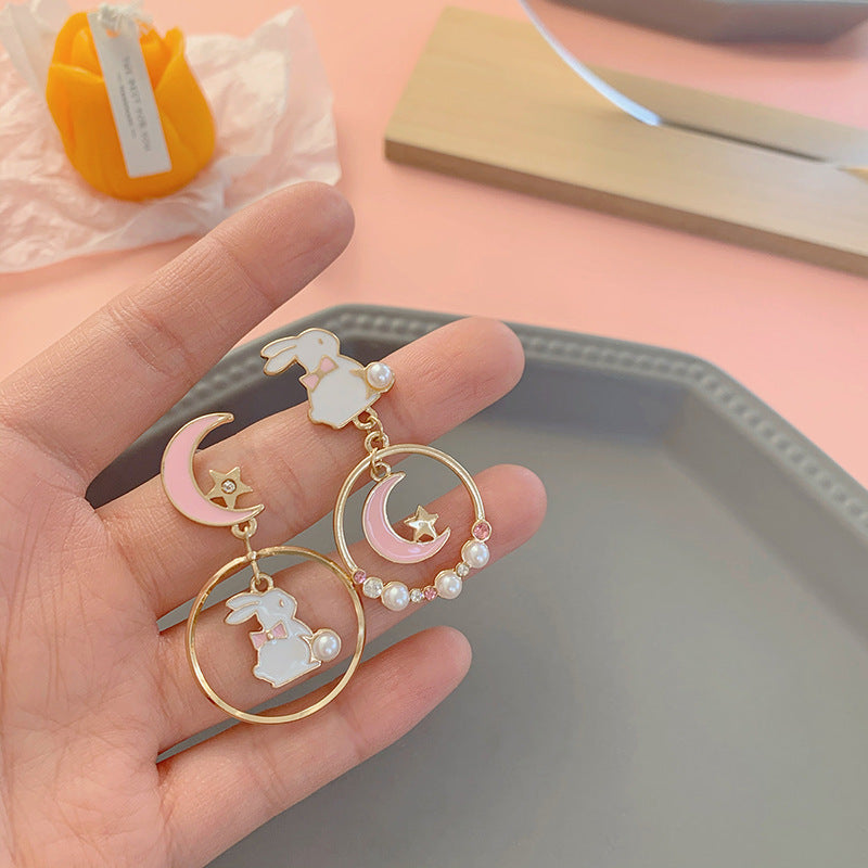 Resin Dropped Oil Moon Earrings (Minimo de compra 2) MIC-TQL017