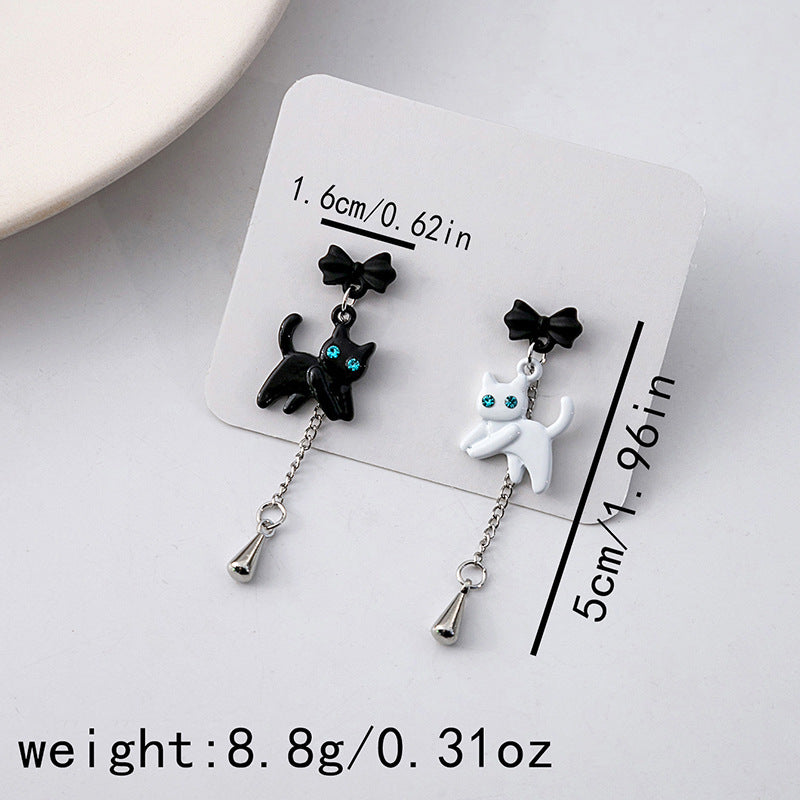 Acrylic Asymmetric Black and White Cat Earrings MIC-HongC027