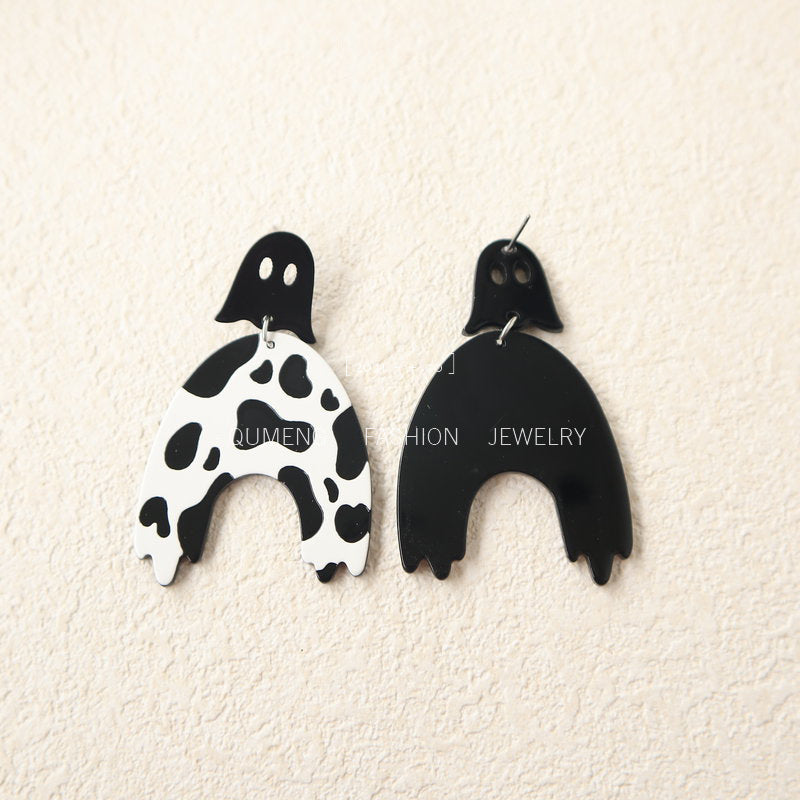 Acrylic Halloween Black and White Cow Earrings (Minimo de Compra 3) MIC-OuG052