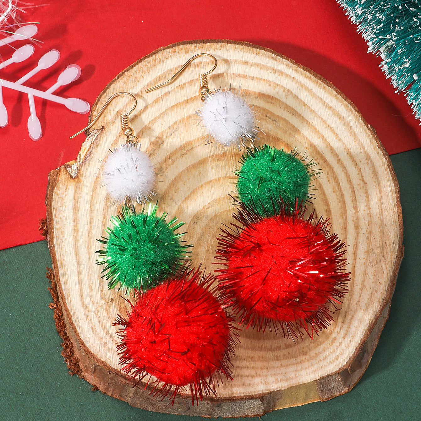 Acrylic Christmas wool ball splicing tassel earrings MIC-JunJ023