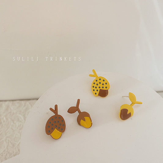 Alloy cartoon pine nut earrings MIC-BeiL036