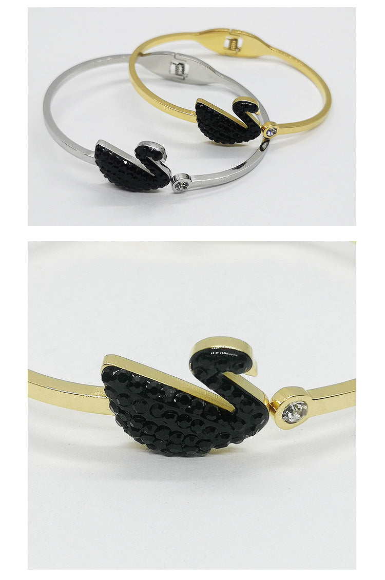 Bracelet Black Swan Spring Opening Stainless Steel QianH005