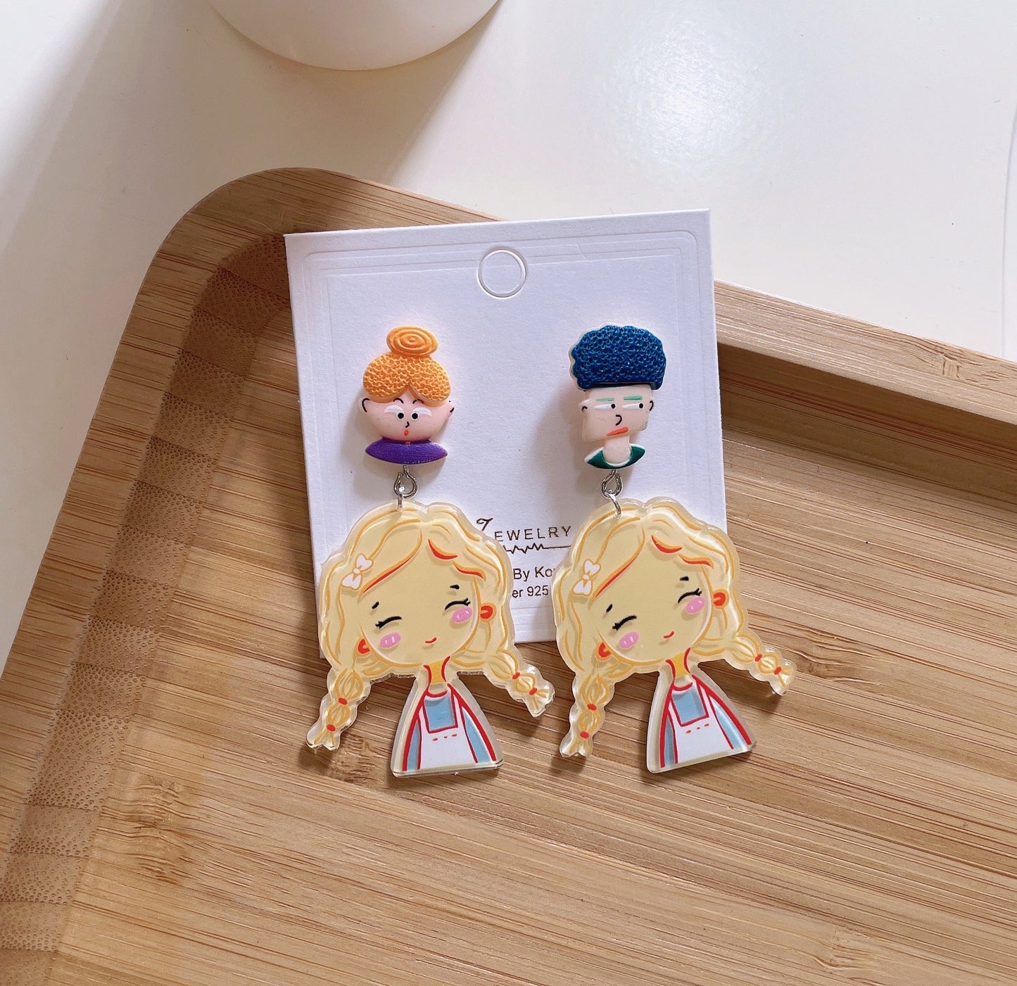 925 silver needle acrylic cartoon girl cute earrings   MIC-YiJ002