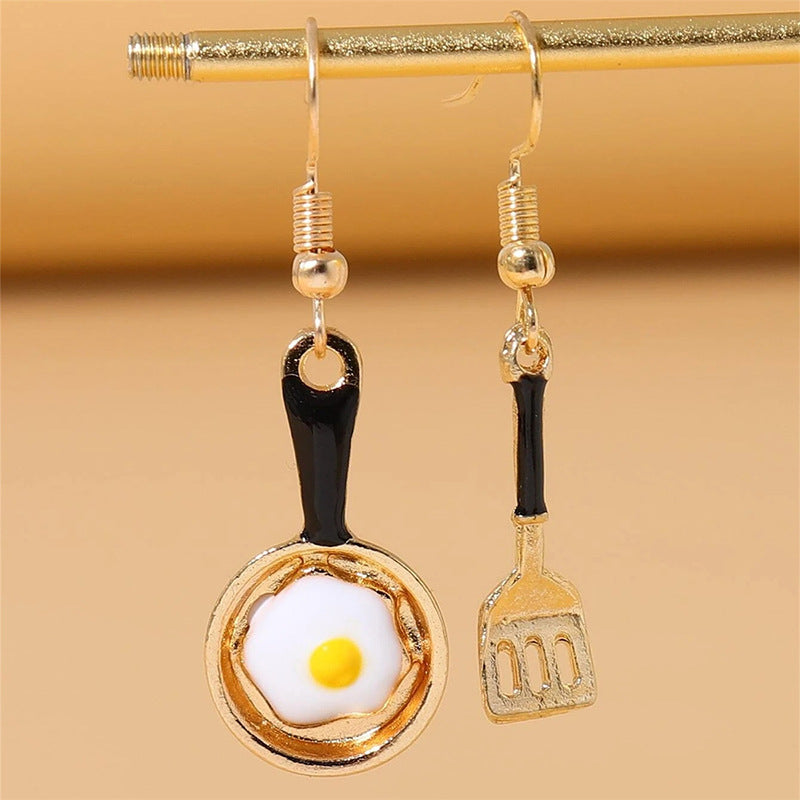 Acrylic frying pan fried egg spatula earrings (Minimo de compra 2) MIC-JianL004