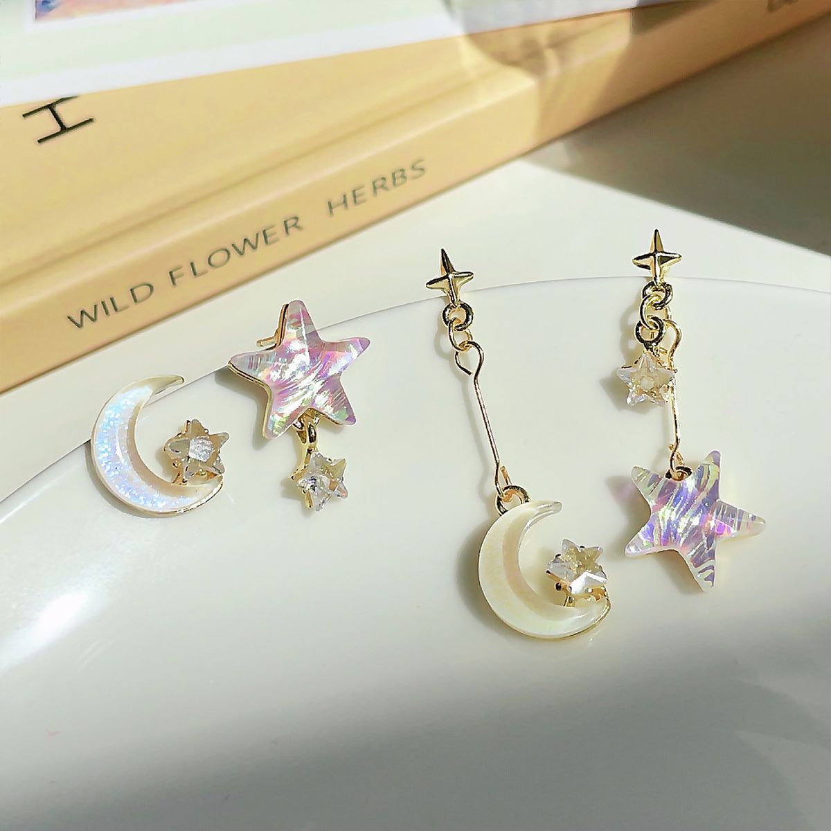 Acrylic Colorful Star Moon Earrings (Minimo de Compra 2) MYA-ShuangX027